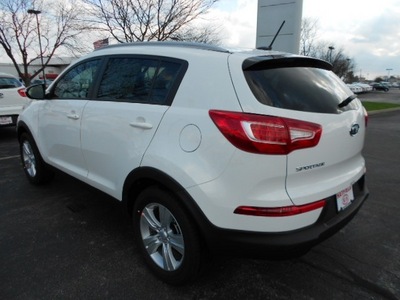 kia sportage 2012 white suv gasoline 4 cylinders front wheel drive not specified 43228