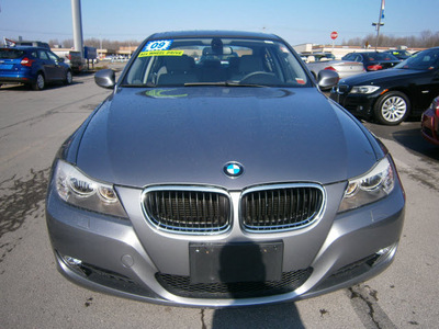 bmw 328i 2009 gray sedan xdrive gasoline 6 cylinders all whee drive automatic 13502