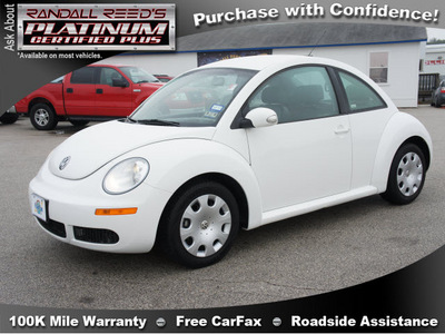 volkswagen new beetle 2010 white hatchback gasoline 5 cylinders front wheel drive automatic 77388