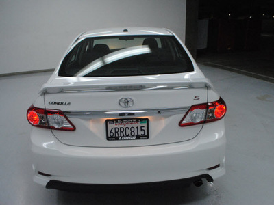 toyota corolla 2011 white sedan s gasoline 4 cylinders front wheel drive automatic 91731