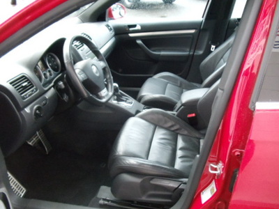 volkswagen jetta 2006 red sedan gli gasoline 4 cylinders front wheel drive automatic 98674