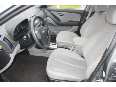hyundai elantra 2010 gray sedan gasoline 4 cylinders front wheel drive automatic 98632