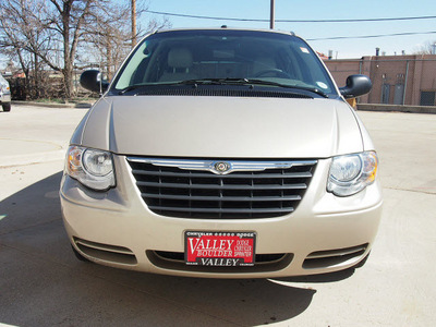 chrysler town and country 2006 gold van touring gasoline 6 cylinders front wheel drive automatic 80301