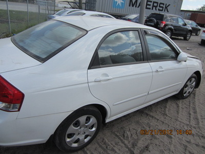 kia spectra