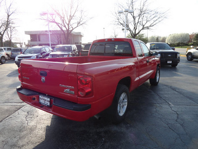 dodge dakota 2011 red pickup truck big horn gasoline 6 cylinders 2 wheel drive automatic 60443