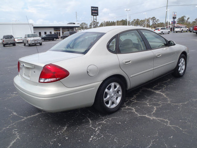 ford taurus 2006 beige sedan sel gasoline 6 cylinders front wheel drive automatic 28557