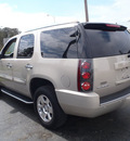 gmc yukon denali 2007 silver suv gasoline 8 cylinders all whee drive automatic with overdrive 28557