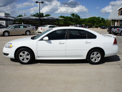 chevrolet impala 2010 white sedan lt flex fuel 6 cylinders front wheel drive automatic 76087