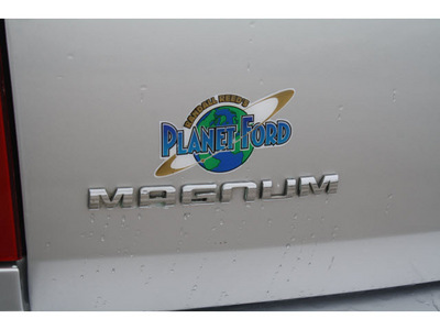 dodge magnum 2005 silver wagon se gasoline 6 cylinders rear wheel drive automatic 77388