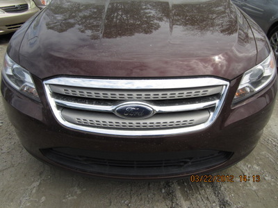 ford taurus