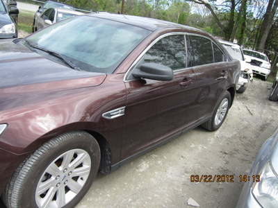 ford taurus