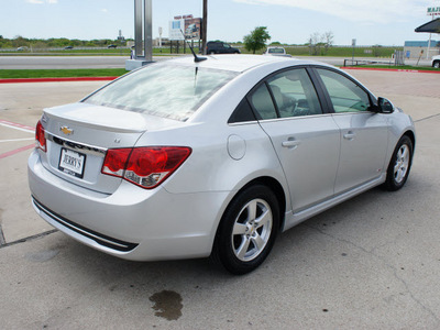 chevrolet cruze 2011 silver sedan lt gasoline 4 cylinders front wheel drive automatic 76087