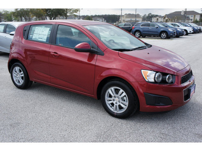 chevrolet sonic 2012 red ls gasoline 4 cylinders front wheel drive 5 speed manual 77090