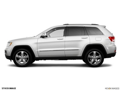 jeep grand cherokee 2011 suv limited gasoline 6 cylinders 2 wheel drive 5 speed automatic 33021