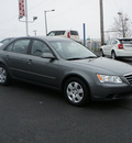 hyundai sonata 2009 gray sedan gasoline 4 cylinders front wheel drive automatic 19153