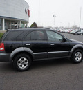 kia sorento 2005 black suv ex gasoline 6 cylinders rear wheel drive automatic 19153