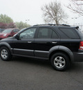 kia sorento 2005 black suv ex gasoline 6 cylinders rear wheel drive automatic 19153