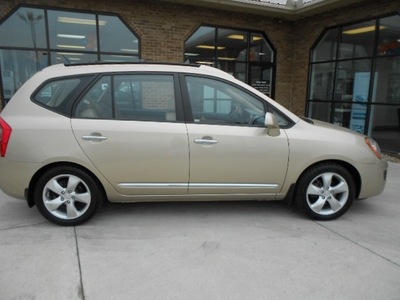 kia rondo 2007 beige wagon gasoline 6 cylinders front wheel drive automatic 43228