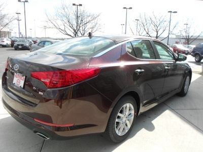 kia optima 2012 dk  red sedan lx gasoline 4 cylinders front wheel drive not specified 43228