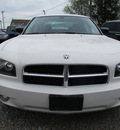 dodge charger 2009 white sedan sxt gasoline 6 cylinders rear wheel drive automatic 45324
