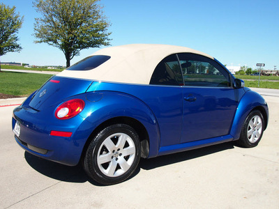 volkswagen new beetle 2007 dk  blue 2 5 gasoline 5 cylinders front wheel drive 5 speed manual 76018