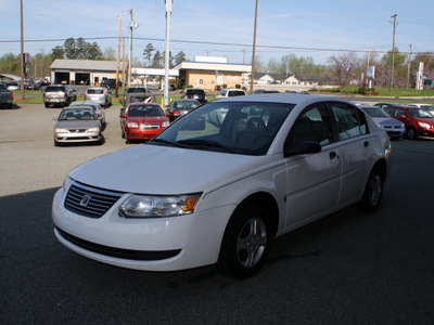 saturn ion 2005 white sedan 1 gasoline 4 cylinders front wheel drive 5 speed manual 27215