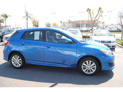 toyota matrix 2010 blue hatchback gasoline 4 cylinders front wheel drive automatic 91761