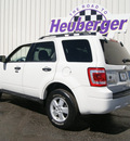 ford escape 2010 white suv xlt gasoline 4 cylinders all whee drive automatic 80905