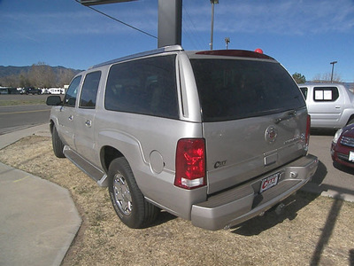 cadillac escalade 2004 silver suv esv gasoline 8 cylinders all whee drive automatic 81212