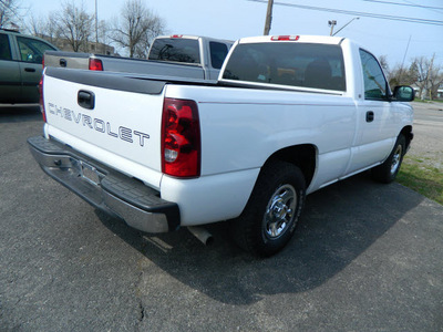 chevrolet silverado 1500 2003 white pickup truck gasoline 6 cylinders rear wheel drive automatic 14224