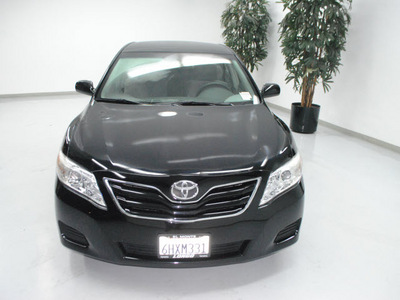 toyota camry 2010 black sedan le gasoline 4 cylinders front wheel drive automatic 91731