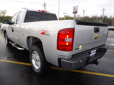 chevrolet silverado 1500 2012 silver lt flex fuel 8 cylinders 4 wheel drive automatic 60007