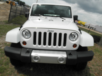 jeep wrangler 2012 white suv sahara gasoline 6 cylinders 4 wheel drive automatic 34731