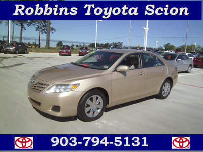 toyota camry 2010 tan sedan le gasoline 4 cylinders front wheel drive automatic 75503