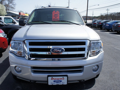 ford expedition 2011 silver suv xlt flex fuel 8 cylinders 4 wheel drive automatic 08753