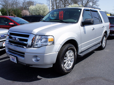 ford expedition 2011 silver suv xlt flex fuel 8 cylinders 4 wheel drive automatic 08753