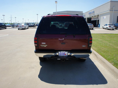 ford expedition 2001 dk  red suv xlt gasoline 8 cylinders rear wheel drive automatic with overdrive 76108