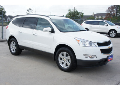 chevrolet traverse 2012 white suv 1 lt gasoline 6 cylinders front wheel drive automatic 77090