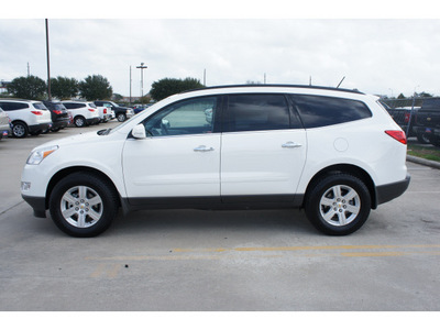 chevrolet traverse 2012 white suv 1 lt gasoline 6 cylinders front wheel drive automatic 77090