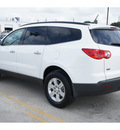 chevrolet traverse 2012 white suv 1 lt gasoline 6 cylinders front wheel drive automatic 77090