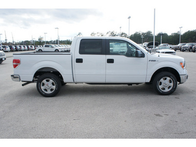 ford f 150 2012 white xlt flex fuel 6 cylinders 2 wheel drive 6 speed automatic 77388