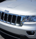 jeep grand cherokee 2012 silver suv laredo gasoline 6 cylinders 2 wheel drive automatic 33021