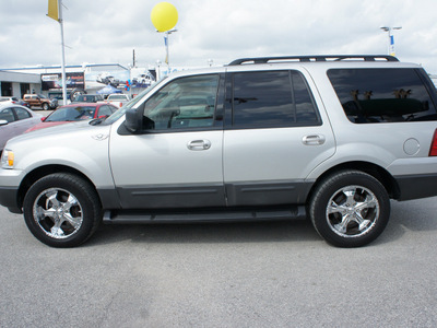 ford expedition 2006 lt  gray suv harley davidson gasoline 8 cylinders rear wheel drive automatic 77388