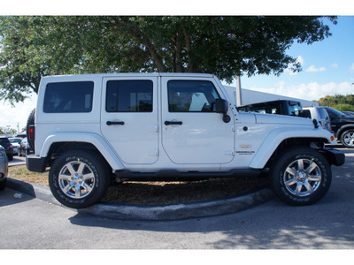 jeep wrangler unlimited 2012 white suv sahara gasoline 6 cylinders 4 wheel drive automatic 33157