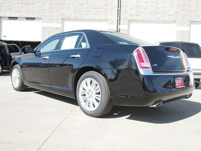 chrysler 300 2012 black sedan c gasoline 8 cylinders all whee drive automatic 80301