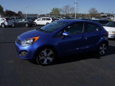 kia rio5 2012 electronic blue hatchback sx gasoline 4 cylinders front wheel drive automatic 19153