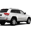 jeep grand cherokee 2012 white suv laredo 4x2 gasoline 6 cylinders 2 wheel drive automatic 33021