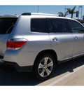 toyota highlander 2011 silver suv limited gasoline 6 cylinders front wheel drive autostick 77065