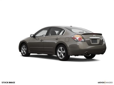 nissan altima 2008 sedan gasoline 4 cylinders front wheel drive not specified 55313