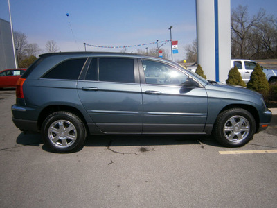 chrysler pacifica 2005 green suv touring gasoline 6 cylinders all whee drive automatic 13502